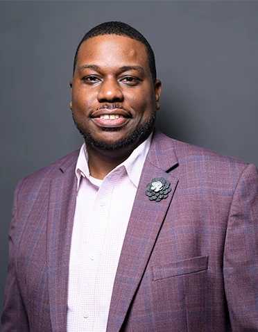 Abifarin Scott headshot